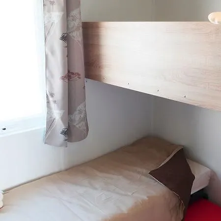 Camping Camping Du Bord De Mer Saint-Michel-Chef-Chef